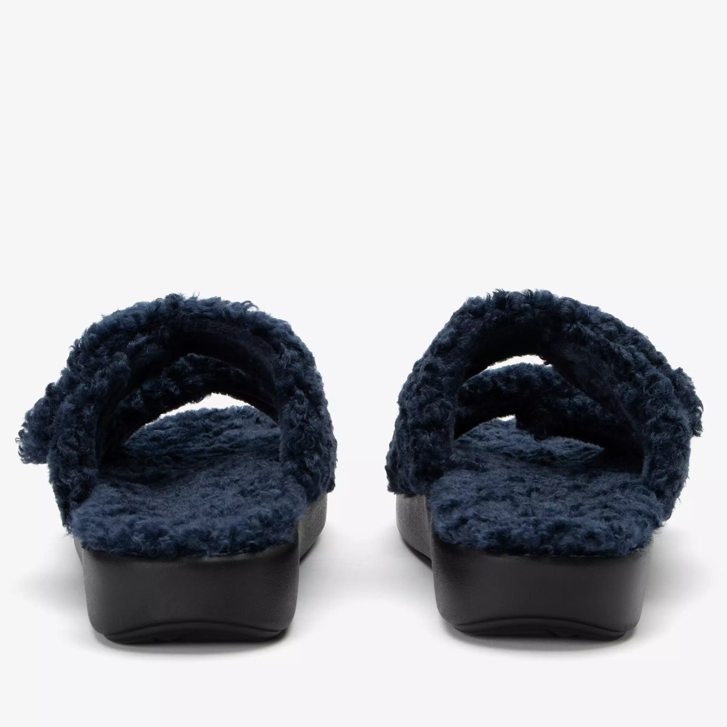 Chillery Sapphire Slipper