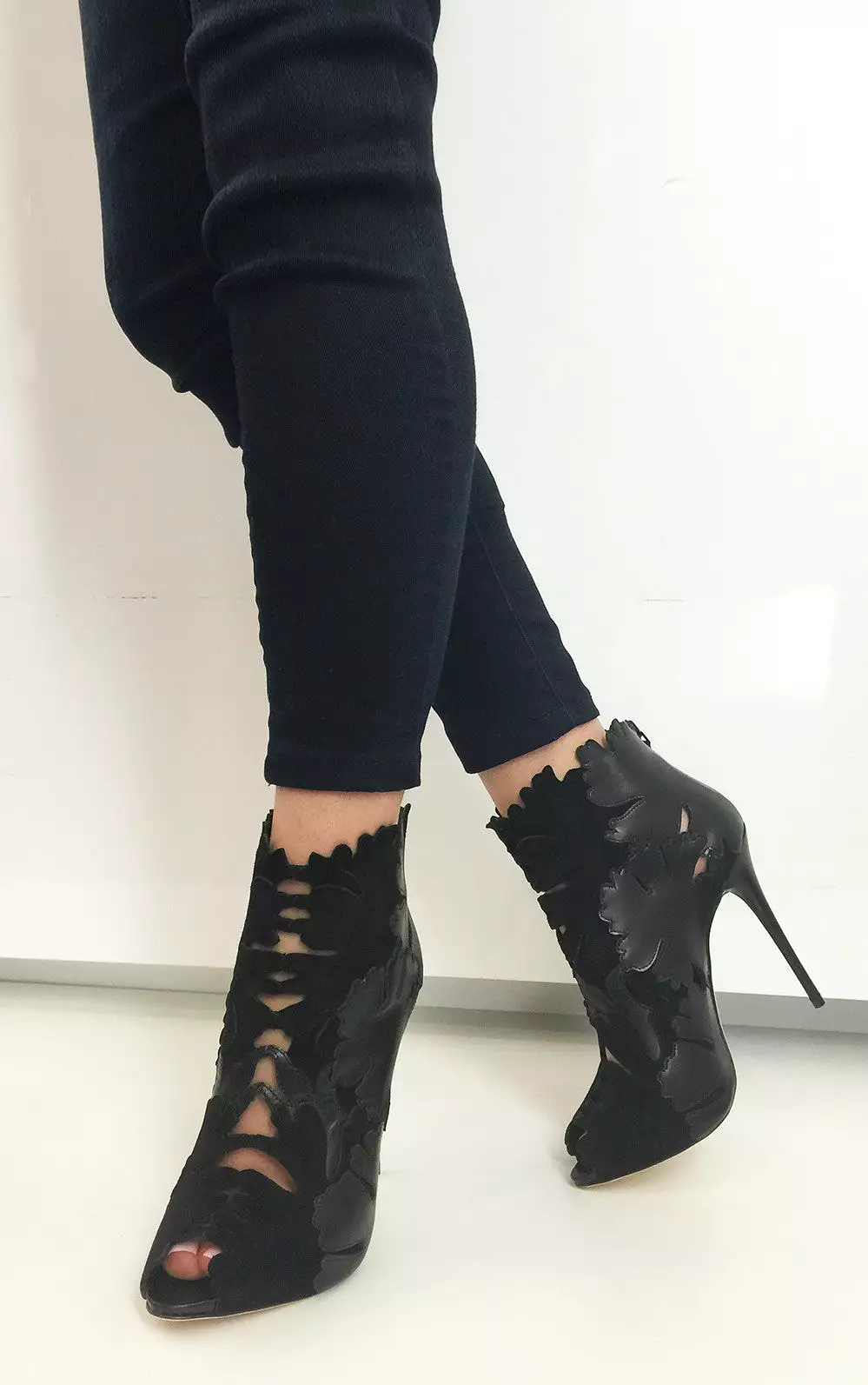 Cutout Suede & leather Leaf Ankle Boots, Black