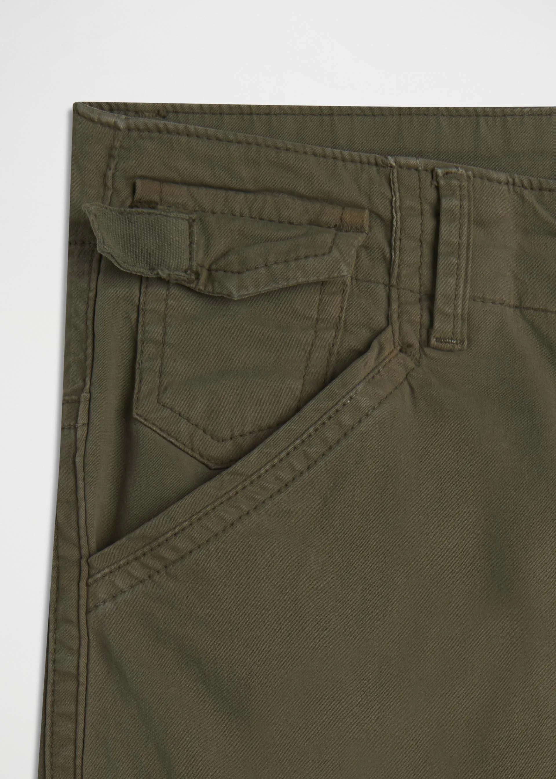 Pantaloni cargo